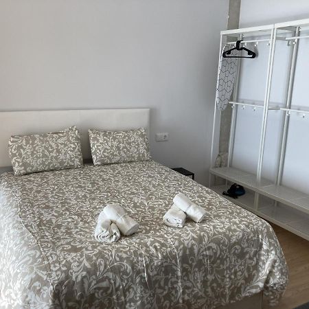 La Paz Apartments มาดริด ภายนอก รูปภาพ